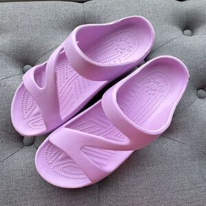 DAWGS Women’s Z Sandals Size 7 - Lilac